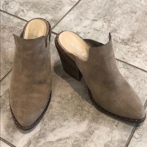 Chinese Laundry mule booties in Taupe suede sz 7.5
